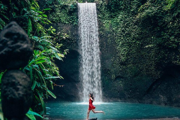 Instagramable waterfall tours (Full-day)