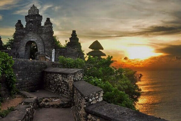 Uluwatu sunset tours (half-day)